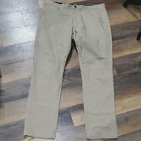 Volcom VMonty Pant Tan Chinos Versatile Cotton Blend - Picture 1 of 8